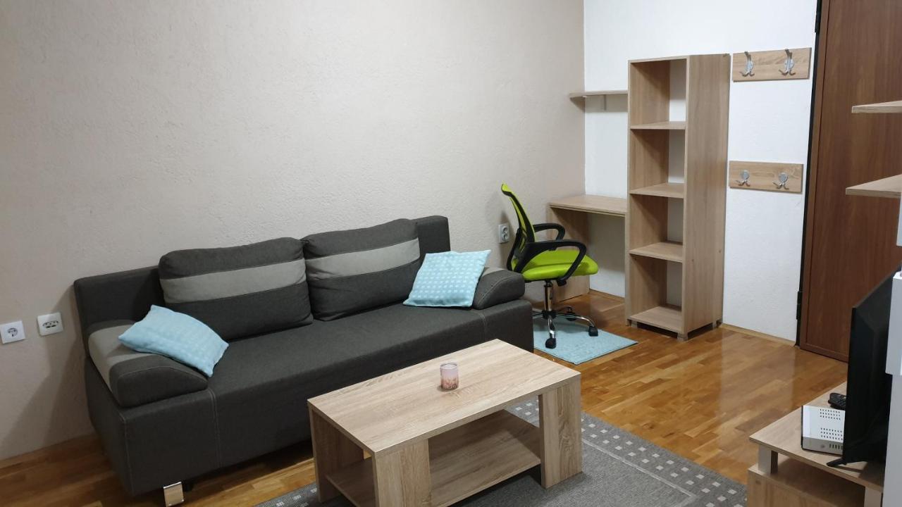 Apartments In City Center クマノヴォ エクステリア 写真