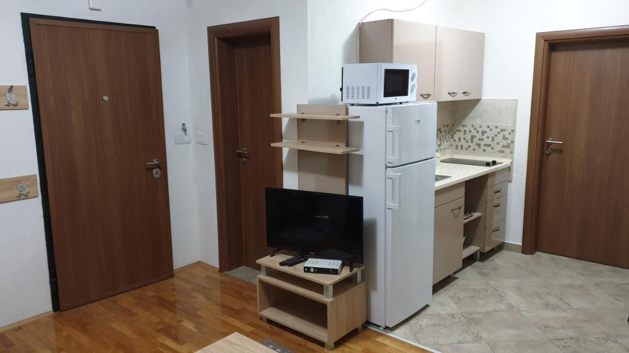 Apartments In City Center クマノヴォ エクステリア 写真